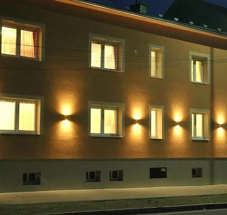 Apartment Villa Brezno * Брезно